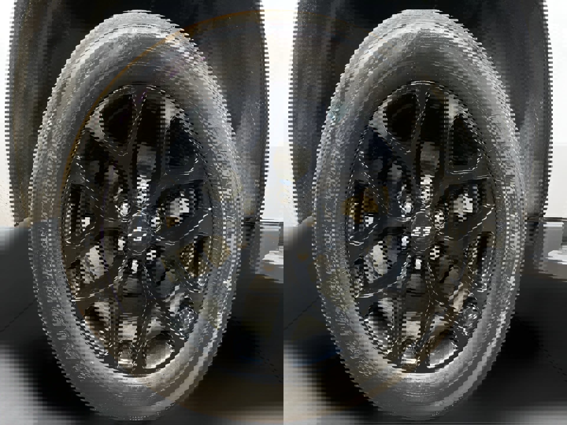 Used 2017 Chevrolet Tahoe LT image 3