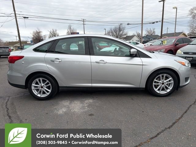 Used 2018 Ford Focus SE image 4