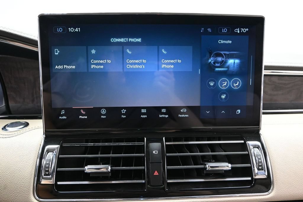 Used 2024 Lincoln Navigator Premiere AWD/4WD image 36