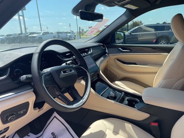 New 2025 Jeep Grand Cherokee L Limited image 6