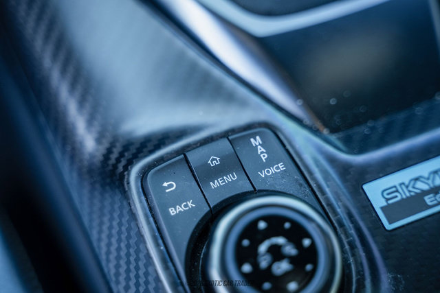 Used 2024 Nissan GT-R AWD/4WD image 32