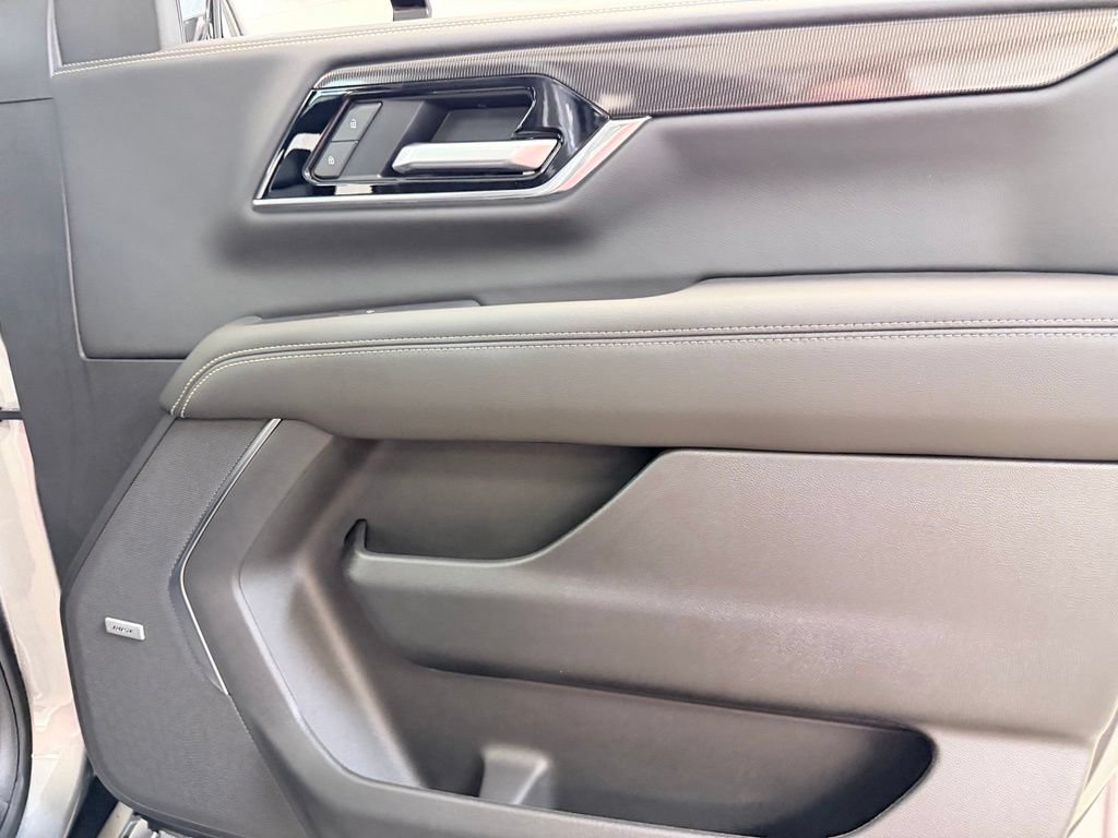 New 2026 GMC Yukon XL Elevation w/ Elevation Premium Package AWD/4WD image 44