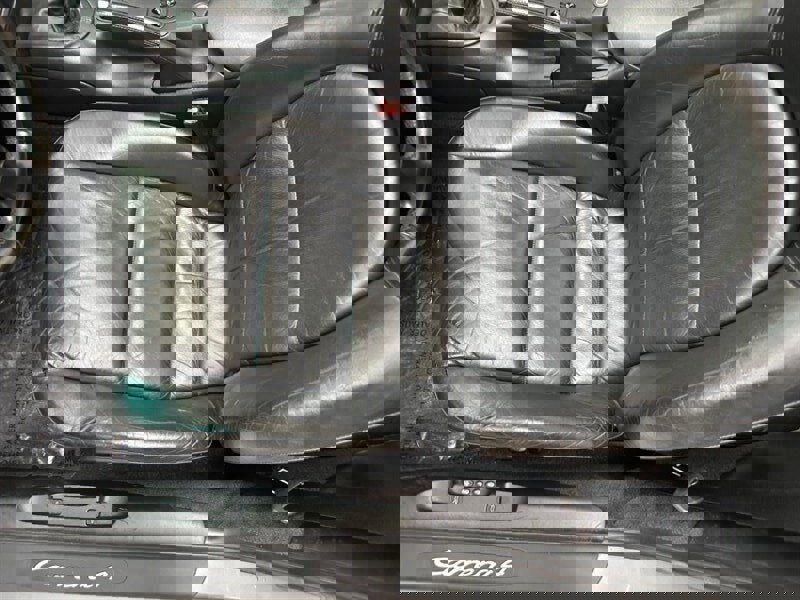 Used 2002 Porsche 911 Carrera 4 image 16