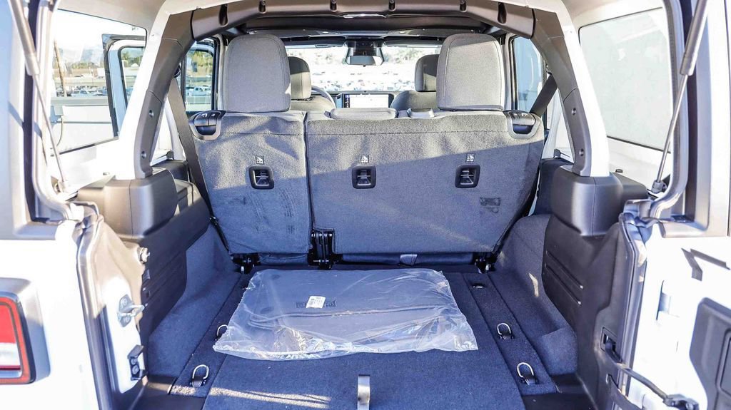 New 2026 Jeep Wrangler Unlimited Sport AWD/4WD image 31
