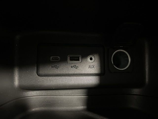 Used 2023 Chevrolet Equinox LT image 18