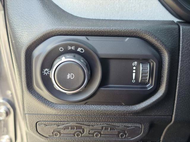 Certified 2025 Jeep Wrangler Sport AWD/4WD image 23
