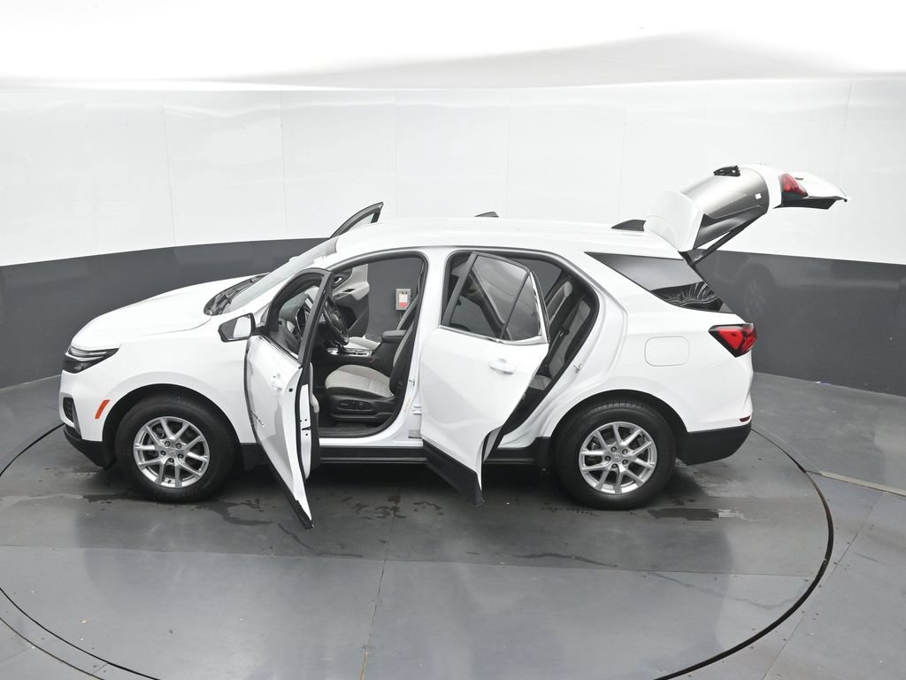 Used 2023 Chevrolet Equinox LT w/ Driver Convenience Package AWD/4WD image 48