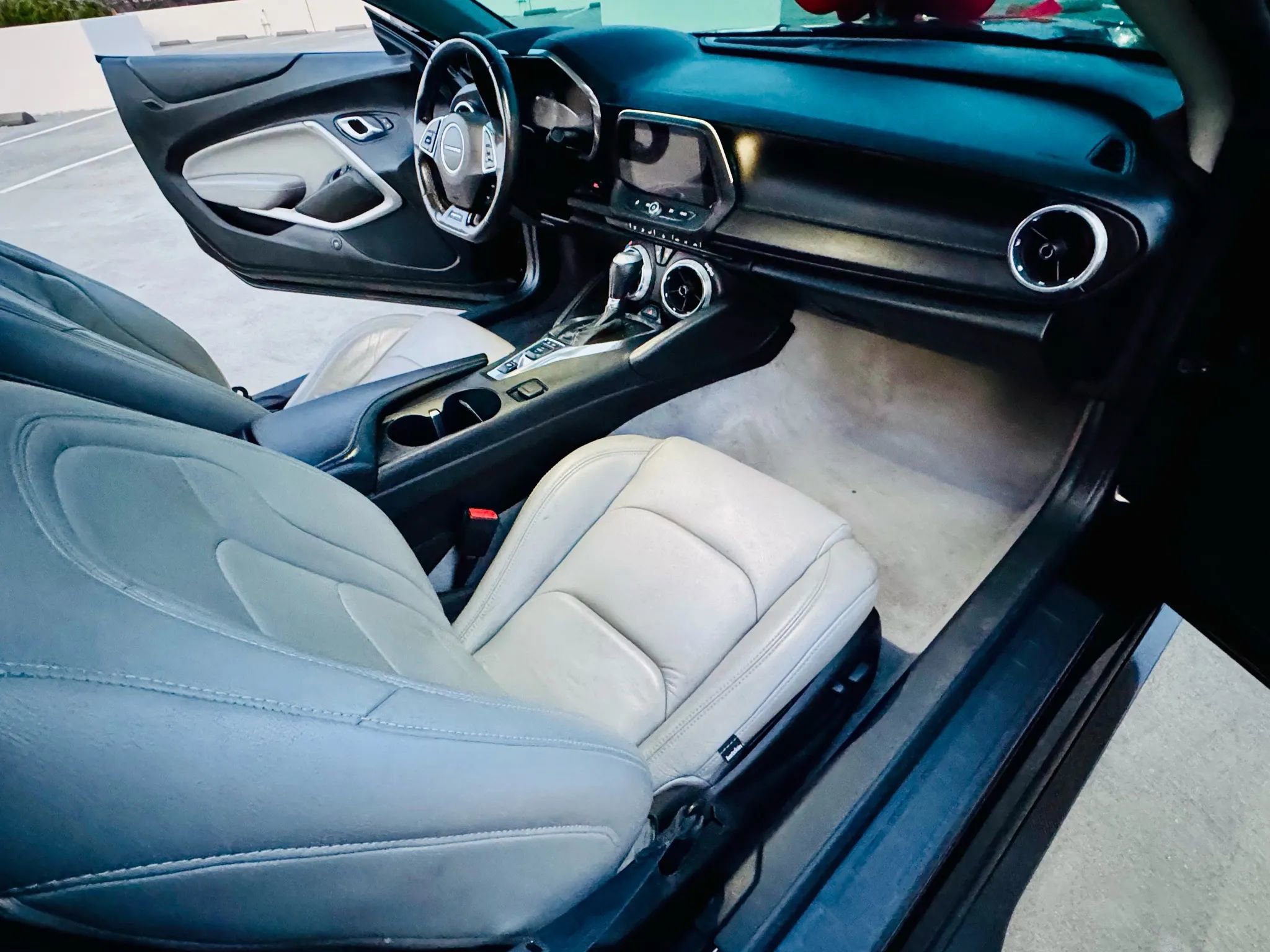 Used 2017 Chevrolet Camaro SS image 25