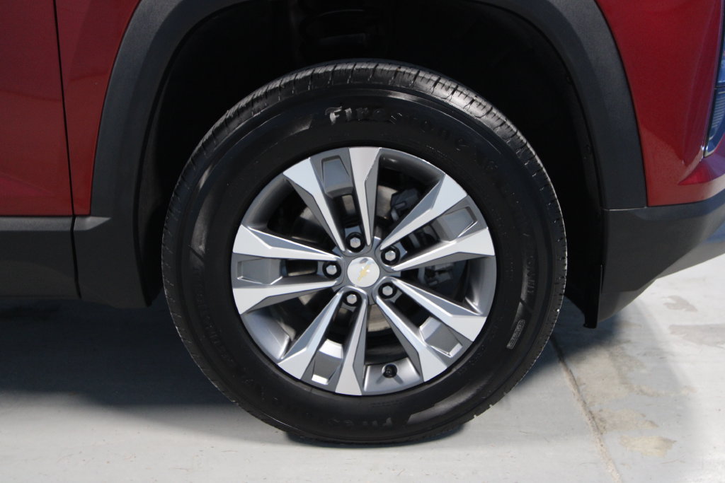Used 2026 Chevrolet Equinox LT FWD image 31