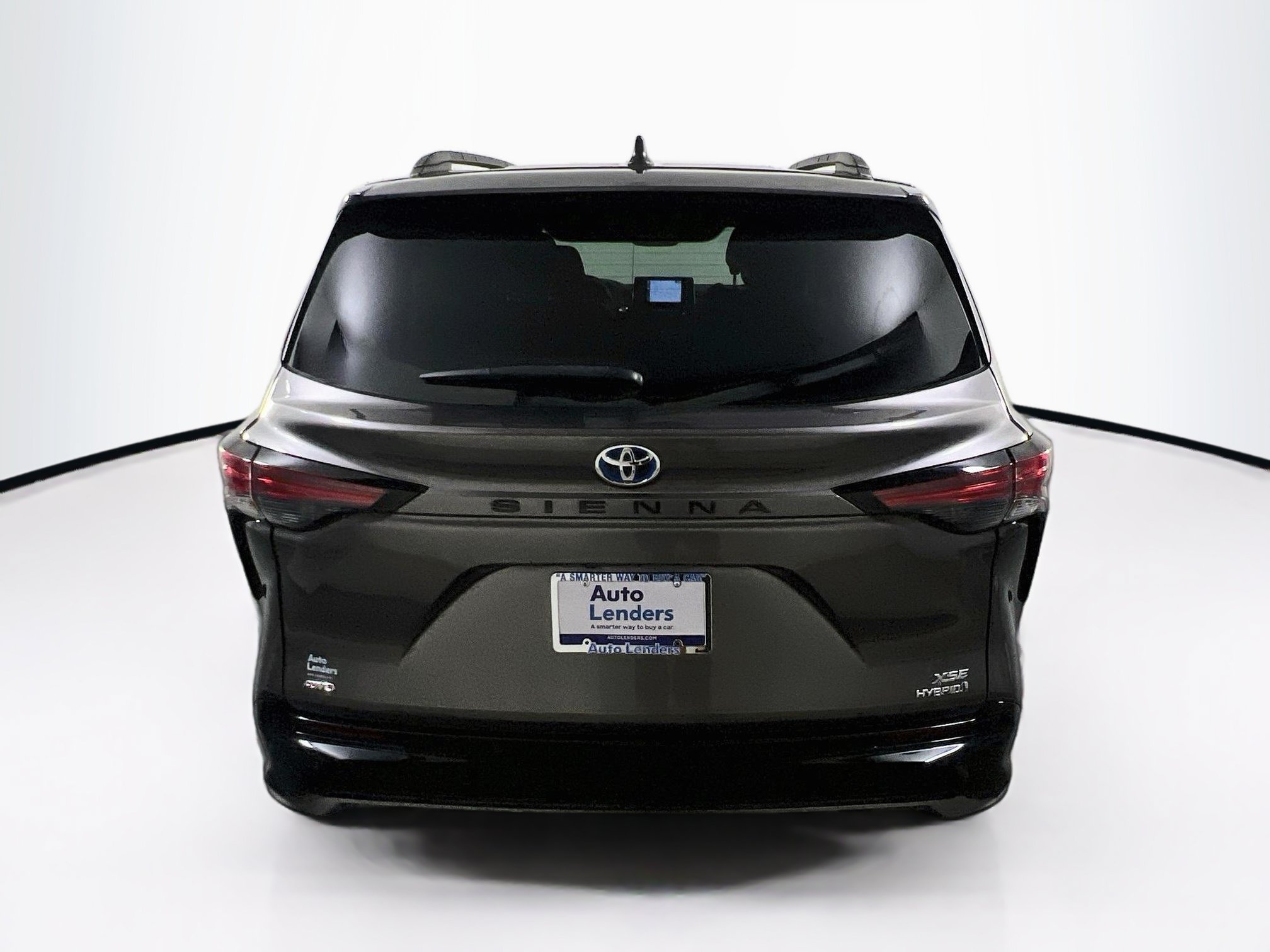 Used 2022 Toyota Sienna XSE AWD/4WD image 6