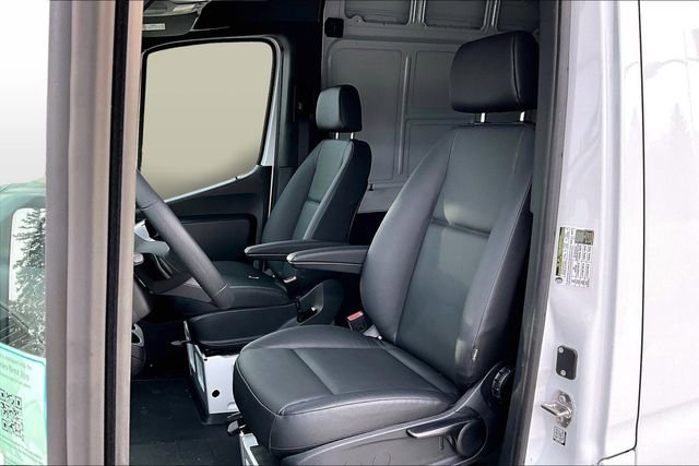 New 2025 Mercedes-Benz Sprinter 2500 image 12