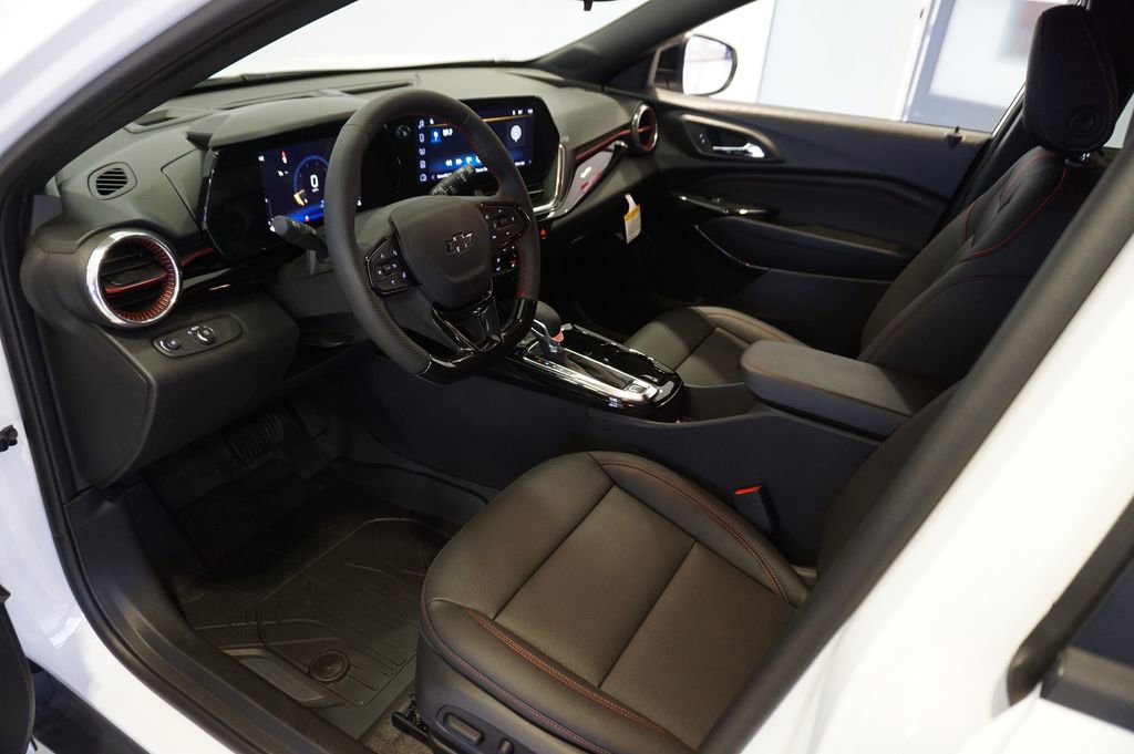 New 2026 Chevrolet Trax RS image 9