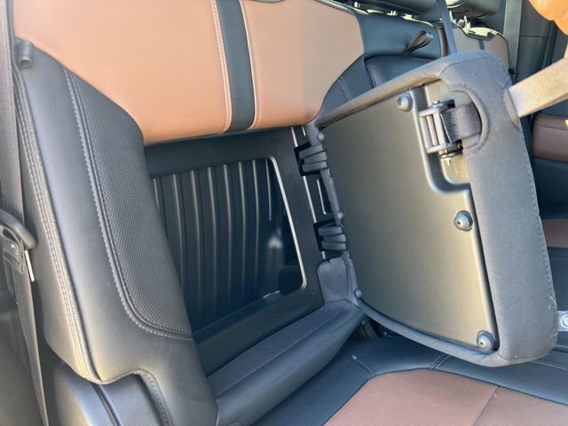 Used 2022 Chevrolet Silverado 2500 High Country w/ Safety Package II image 32