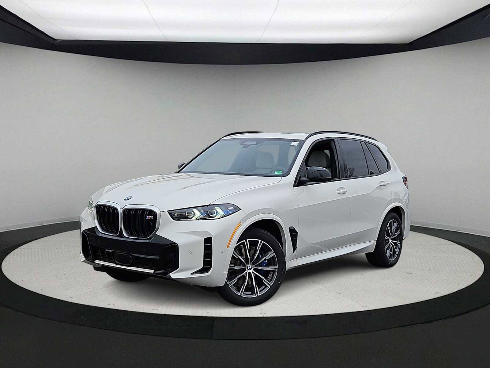 New 2026 BMW X5 M60i image 1