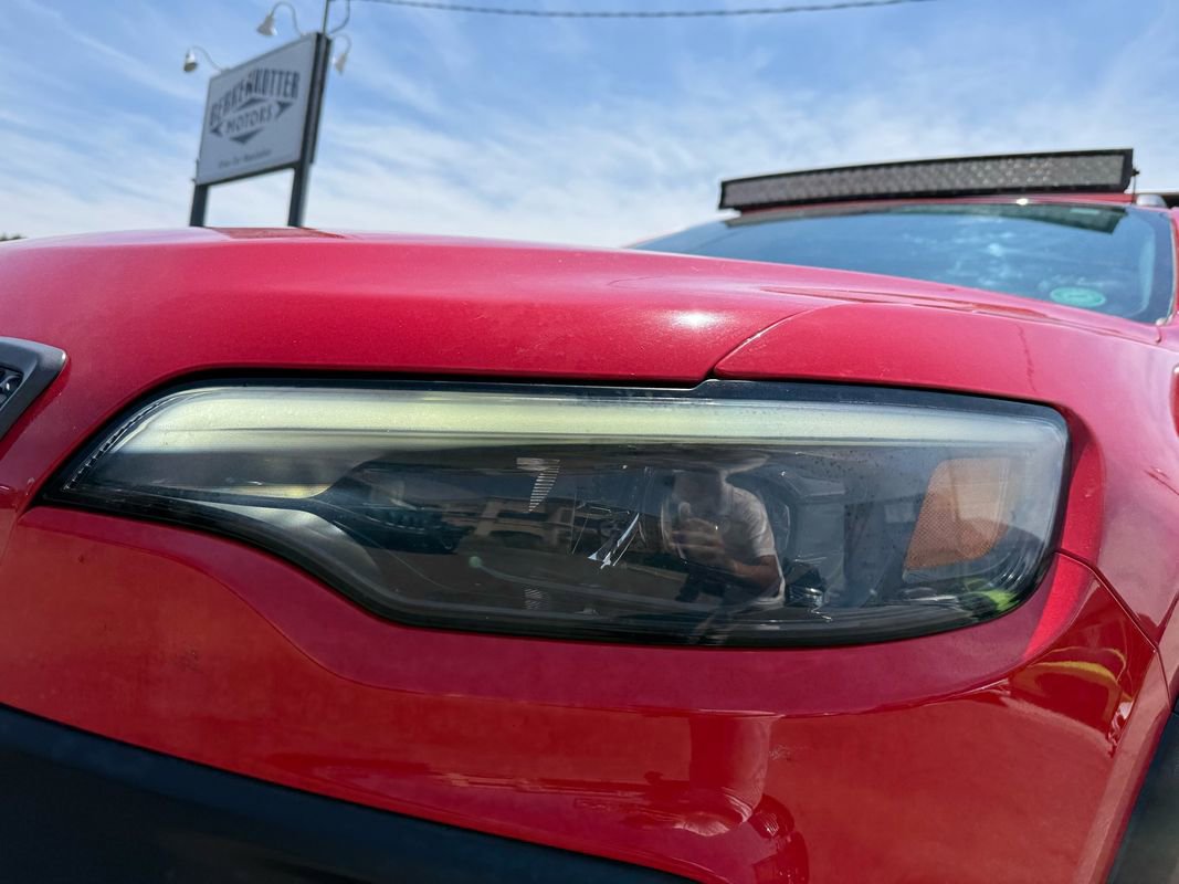 Used 2019 Jeep Cherokee Trailhawk w/ Trailer Tow Group image 9
