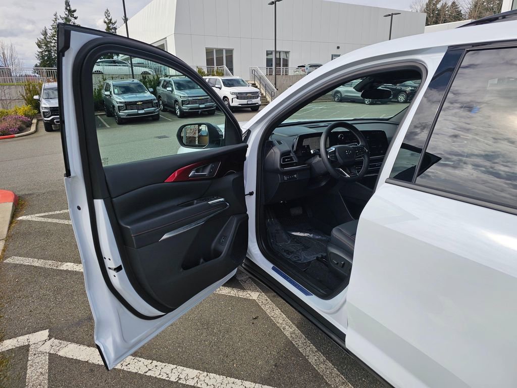 New 2026 Chevrolet Traverse Z71 w/ LPO, Floor Liner Package image 19