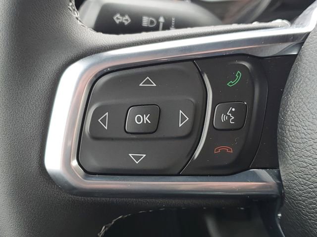 Used 2025 Jeep Wrangler Sahara AWD/4WD image 10