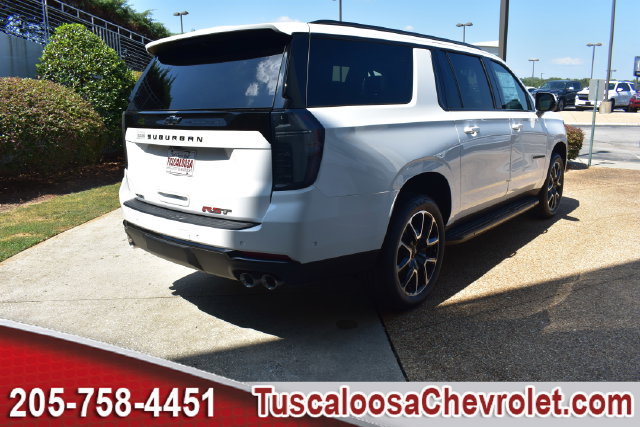 New 2026 Chevrolet Suburban RST w/ RST Capability Package AWD/4WD image 13