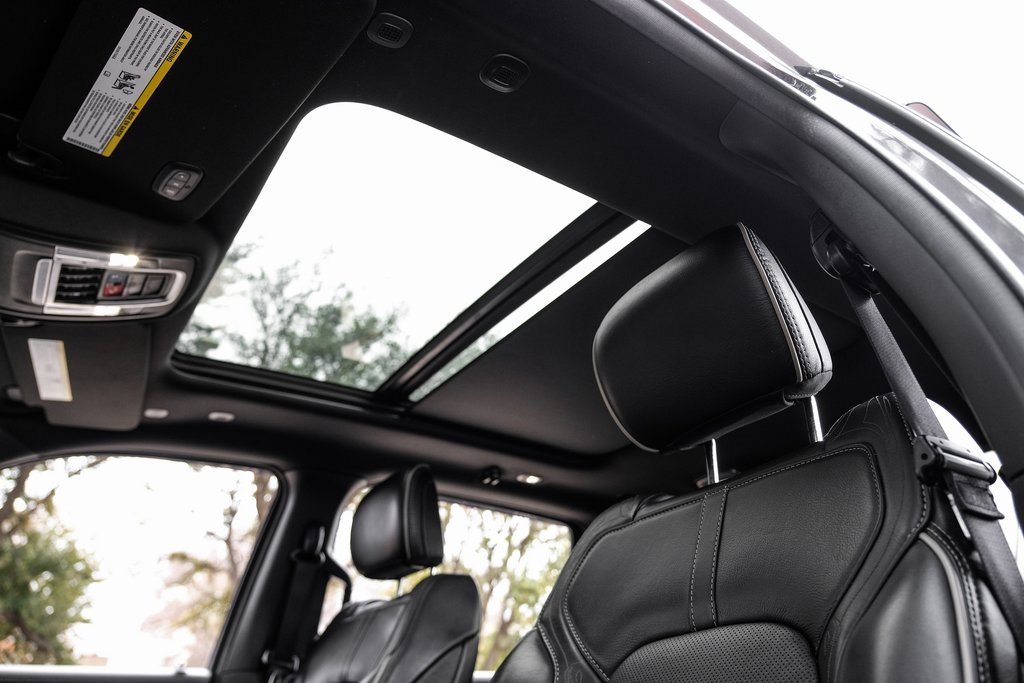 Used 2021 RAM 1500 Limited w/ Night Edition image 9