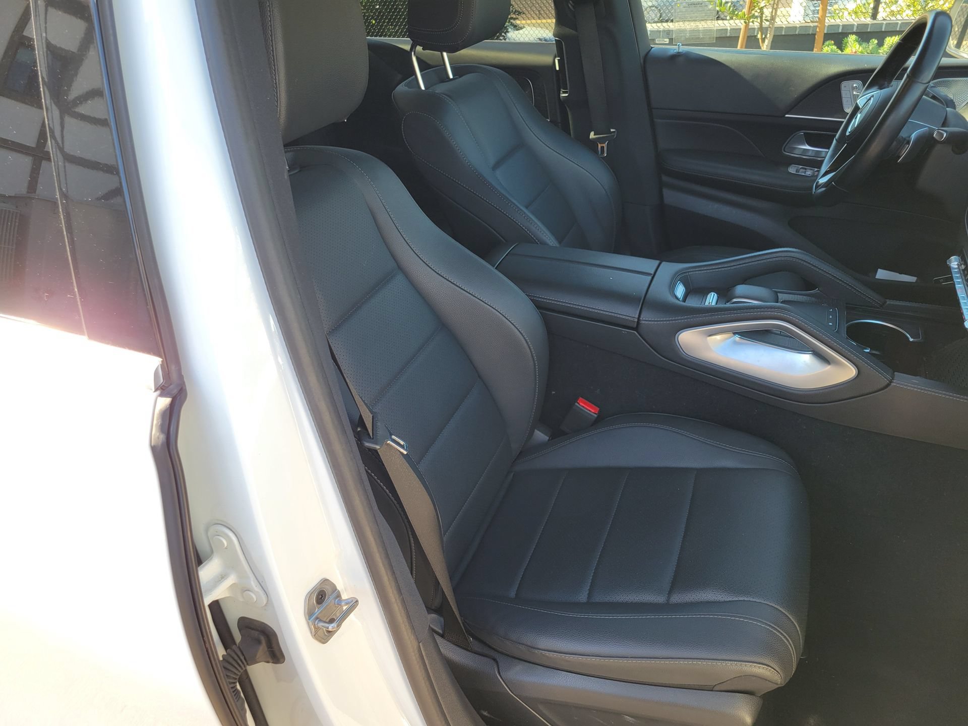 Used 2024 Mercedes-Benz GLS 450 4MATIC image 28