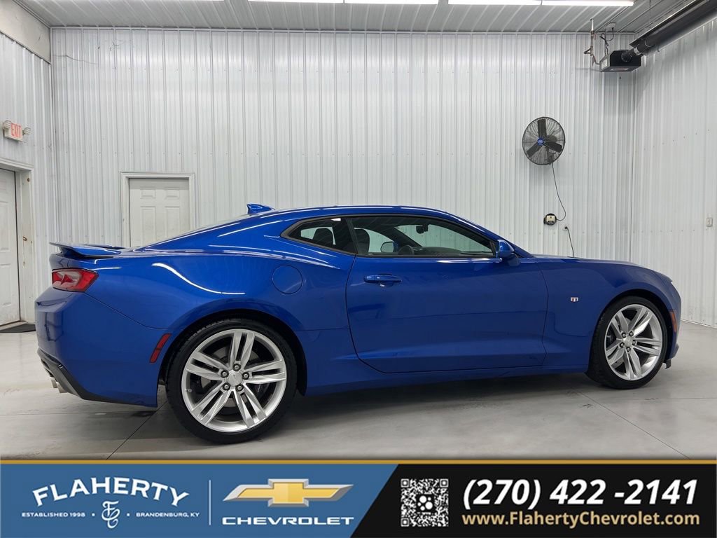 Used 2018 Chevrolet Camaro SS RWD image 2