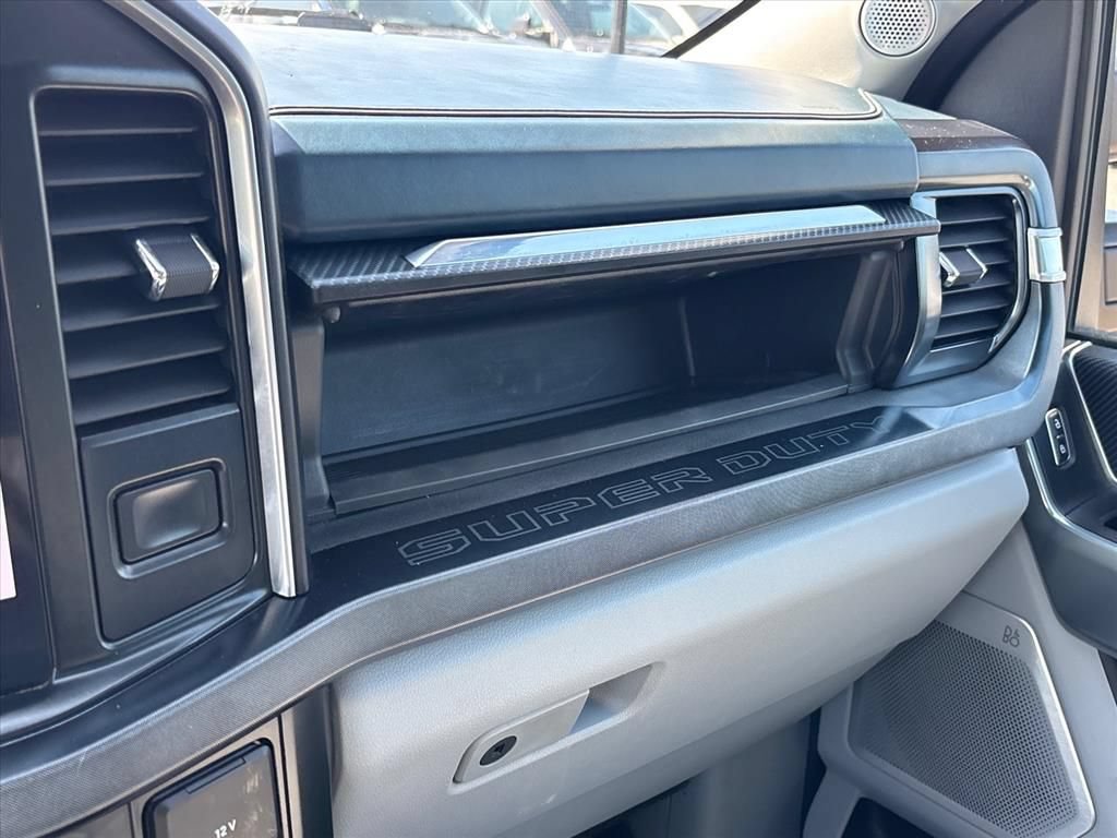 Used 2023 Ford F250 Limited AWD/4WD image 39