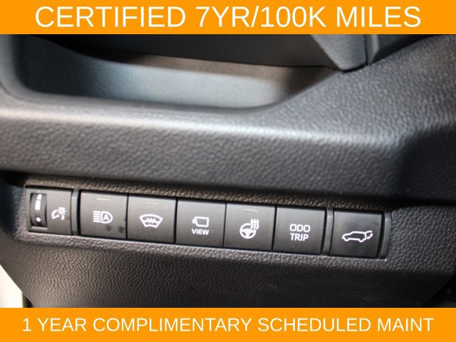 Used 2023 Toyota RAV4 XSE AWD/4WD image 18