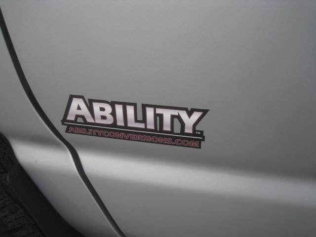 Used 2013 Ford E-350 and Econoline 350 Extended Super Duty w/ PWR Group image 22