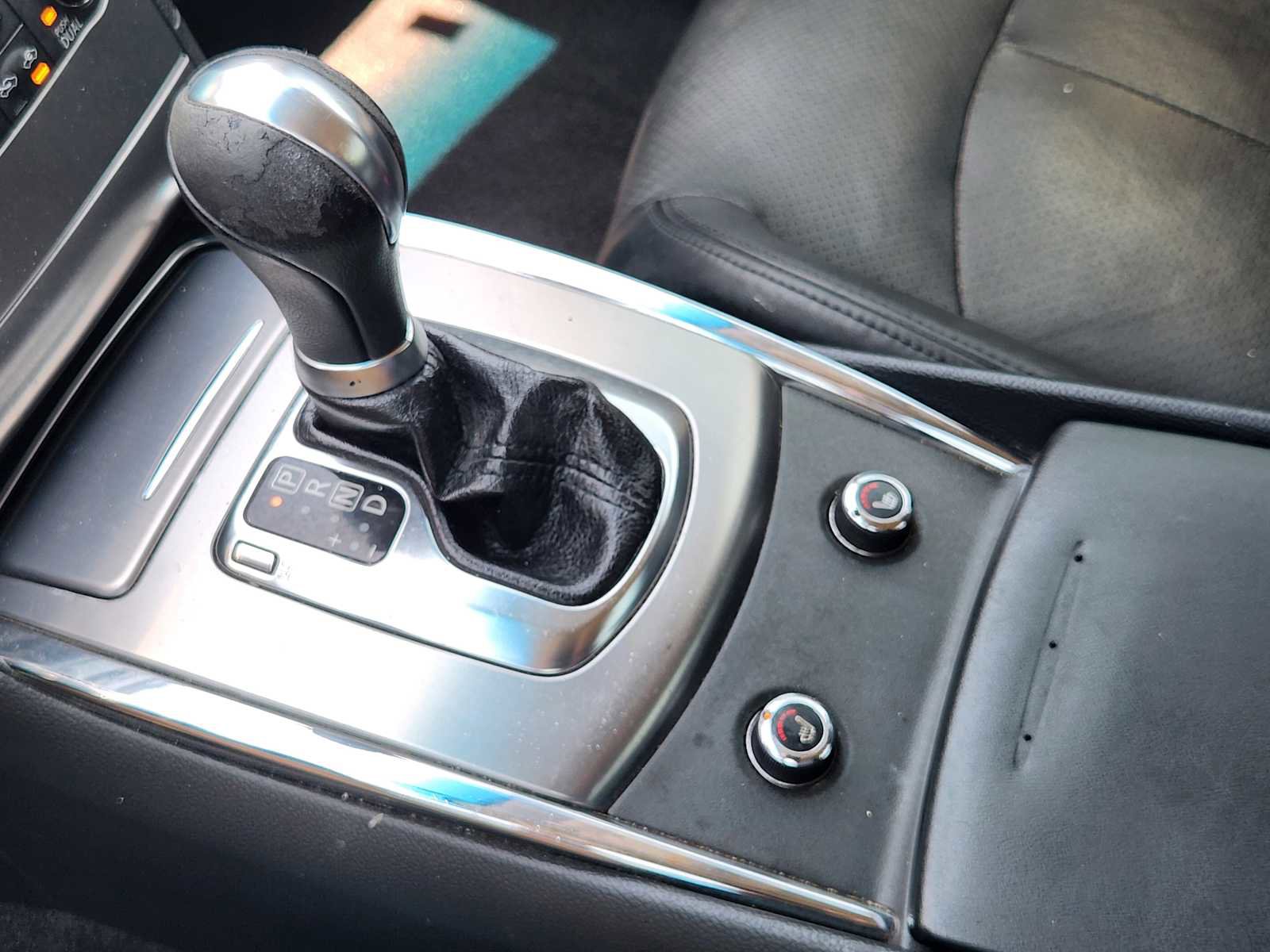 Used 2015 INFINITI Q40 w/ Moonroof Package RWD image 20