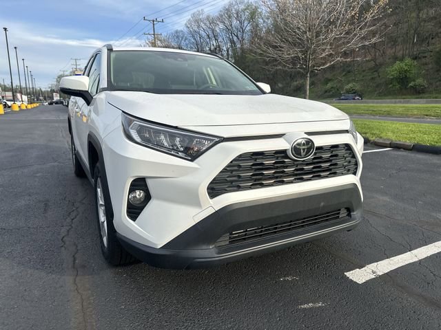 Certified 2019 Toyota RAV4 XLE w/ Convenience Package image 10