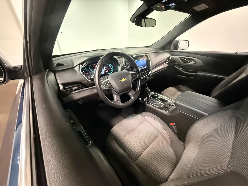 Used 2023 Chevrolet Traverse LT w/ LPO, Floor Liner Package AWD/4WD image 59