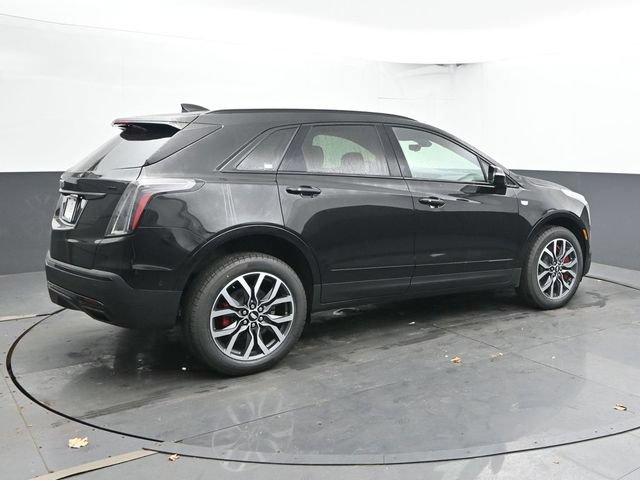 New 2026 Cadillac XT5 Sportv w/ LPO, Floor Liner Package AWD/4WD image 2
