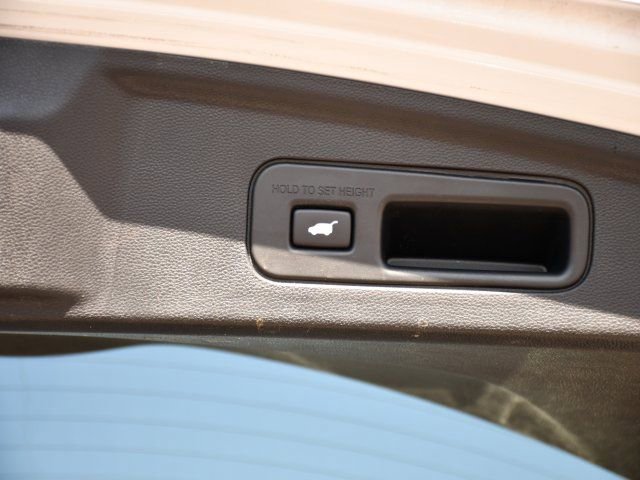 Certified 2023 Acura MDX FWD w/ Technology Package image 28