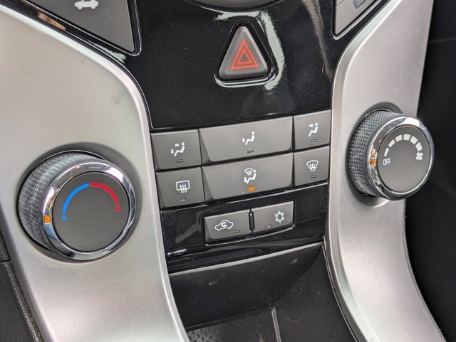 Used 2015 Chevrolet Cruze LT image 19