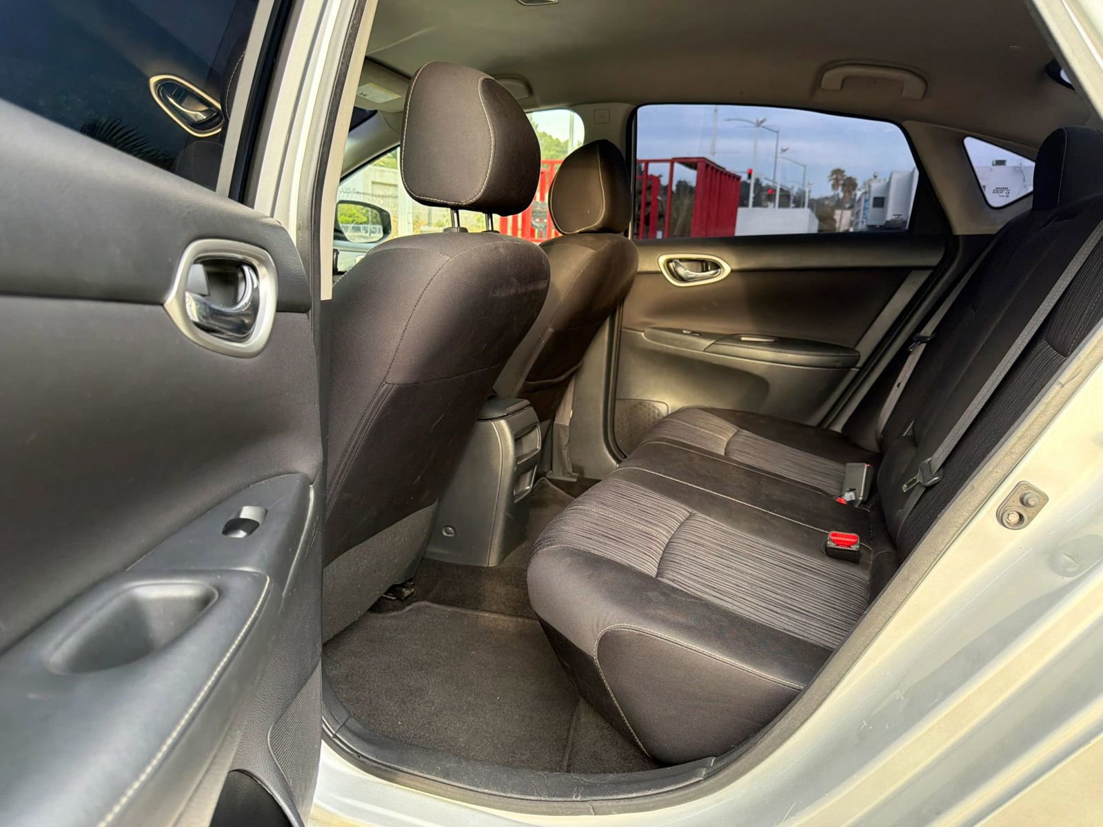 Used 2017 Nissan Sentra SV image 16