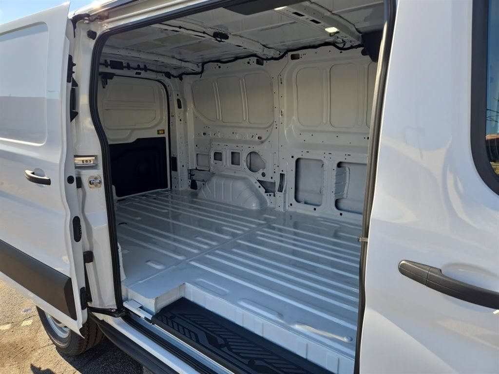 New 2026 Ford Transit 150 Low Roof RWD image 16
