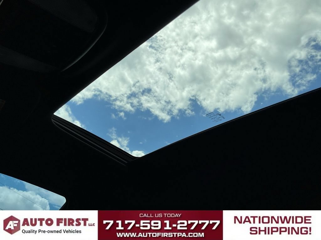 Used 2020 Dodge Durango R/T w/ Blacktop Package AWD/4WD image 26