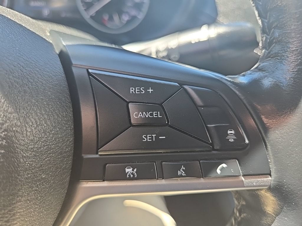 Used 2022 Nissan Sentra SV FWD image 16