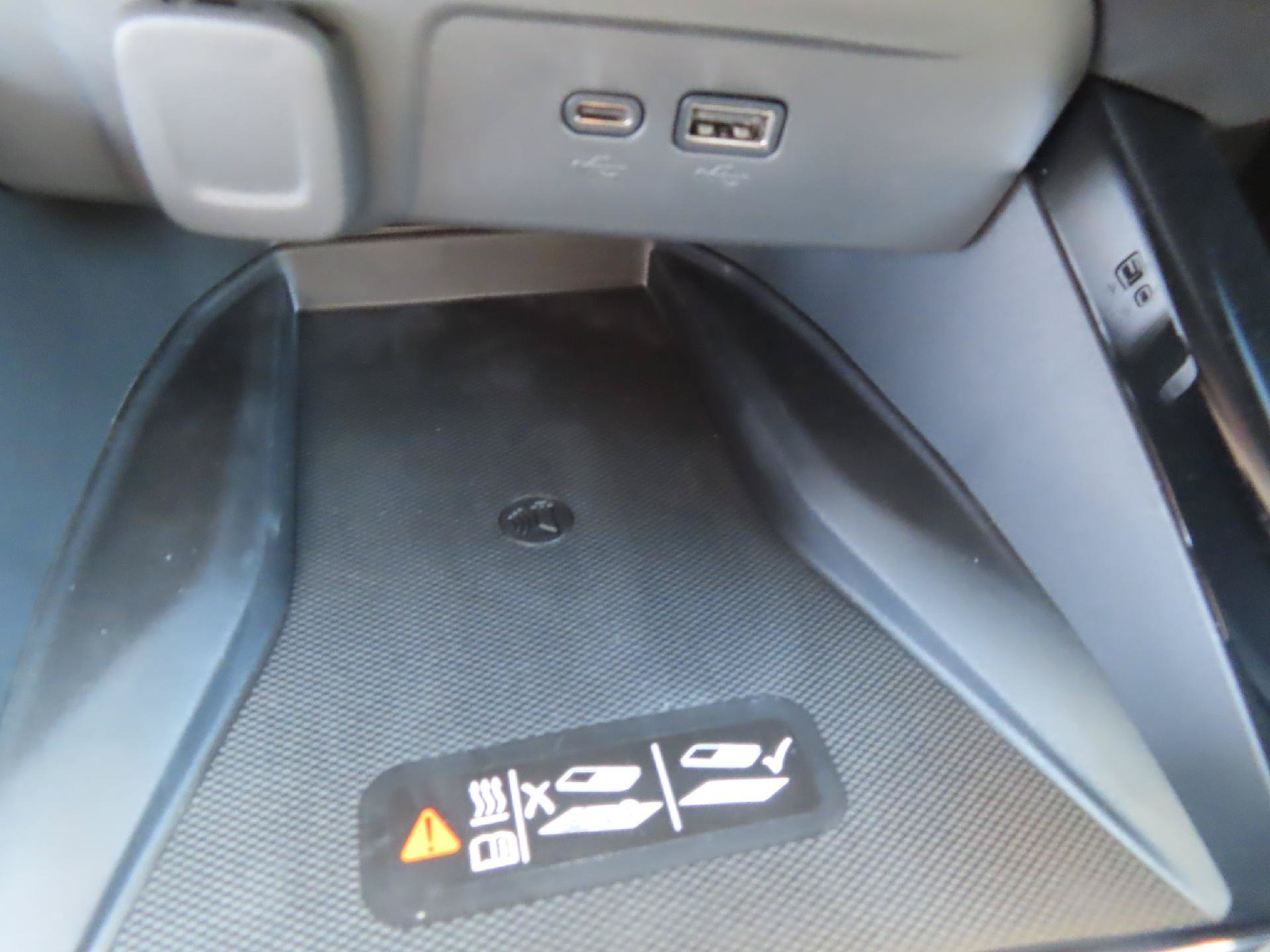 New 2026 Chevrolet Trax RS w/ Sunroof Package FWD image 35