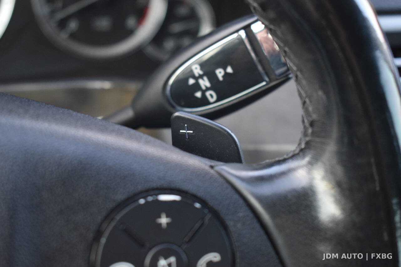 Used 2010 Mercedes-Benz E 350 Sedan image 23