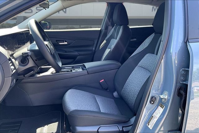 New 2026 Nissan Sentra SV w/ Floor Mat Package FWD image 7