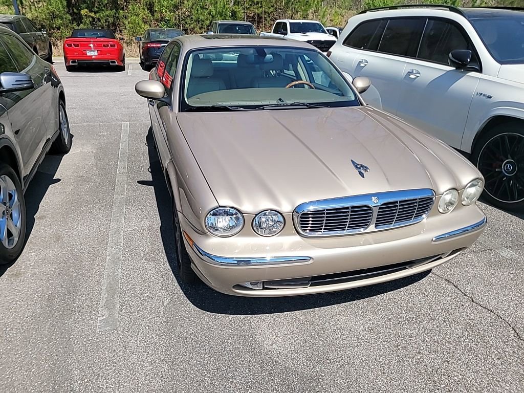 Used 2005 Jaguar XJ8 image 2