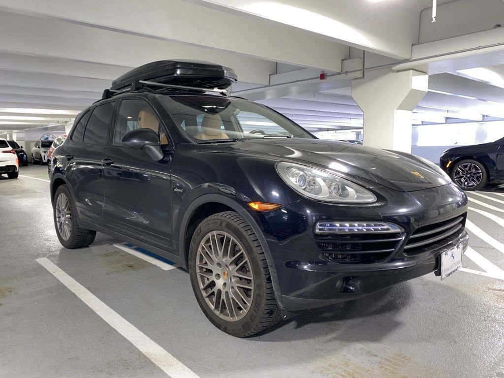 Used 2014 Porsche Cayenne Diesel AWD/4WD image 2