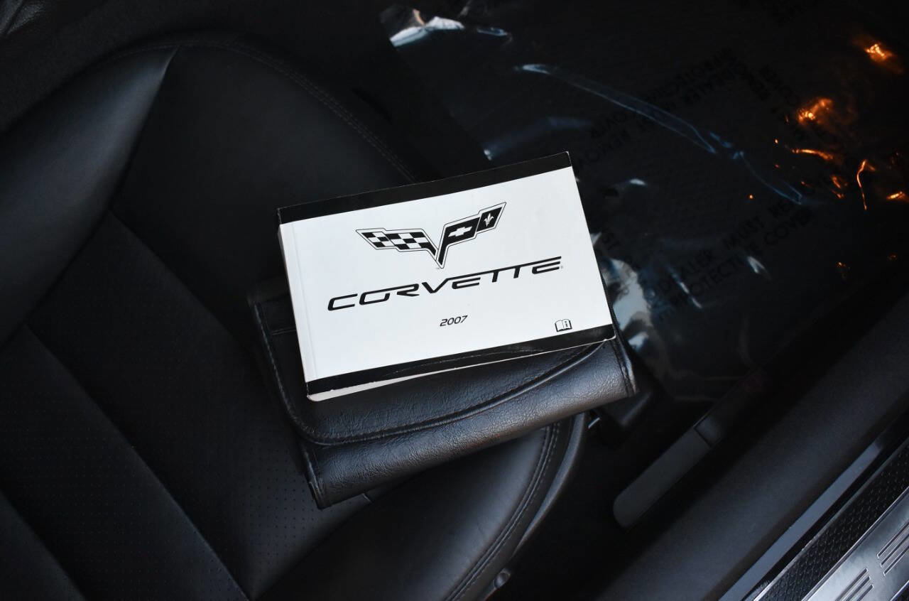Used 2007 Chevrolet Corvette Base 2dr Coupe w/ Preferred Equipment Group image 49