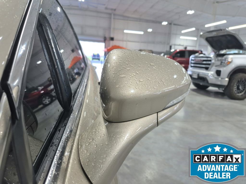 Used 2019 Ford Fusion Titanium AWD/4WD image 16