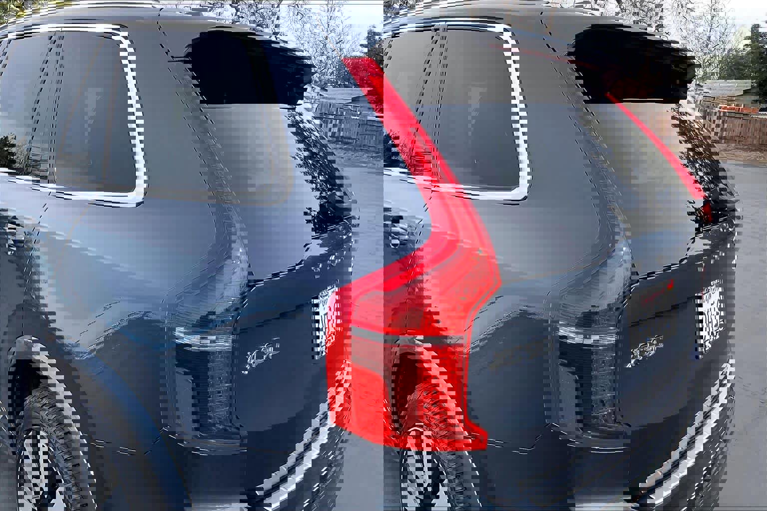 Used 2023 Volvo XC90 T8 Ultimate w/ Protection Package Premier image 33