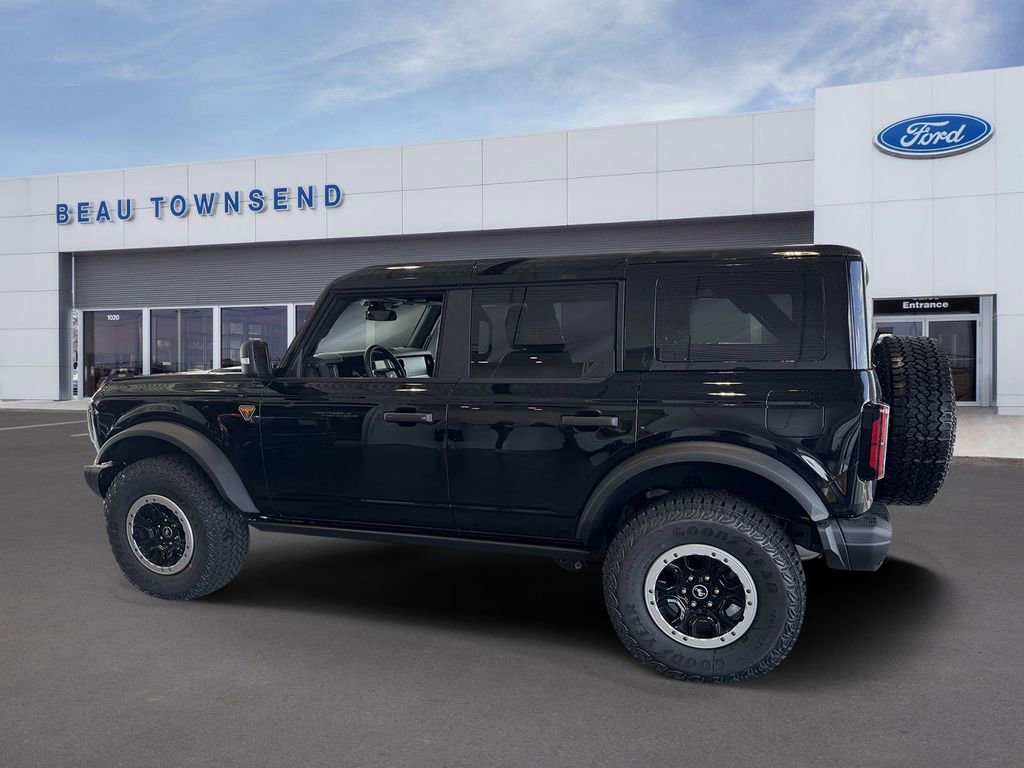 New 2025 Ford Bronco Badlands image 2