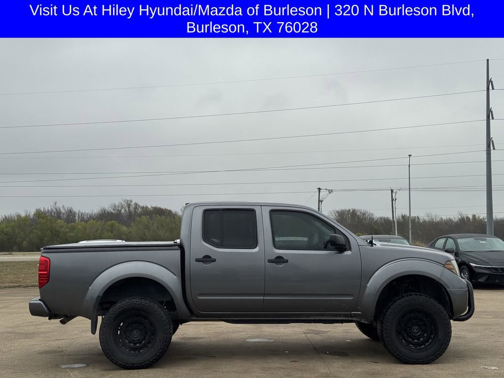 Used 2020 Nissan Frontier SV w/ Midnight Edition Floor Mats image 4