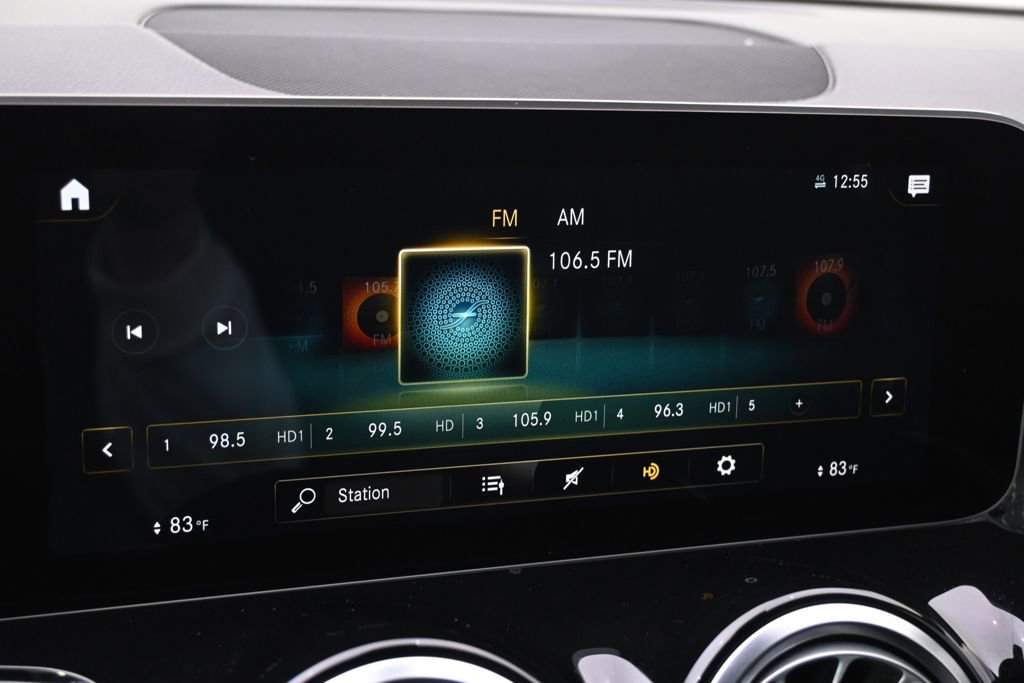 Used 2021 Mercedes-Benz GLB 250 4MATIC image 28