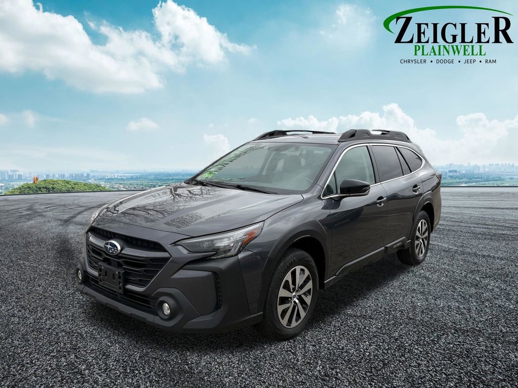 Used 2023 Subaru Outback Premium image 15